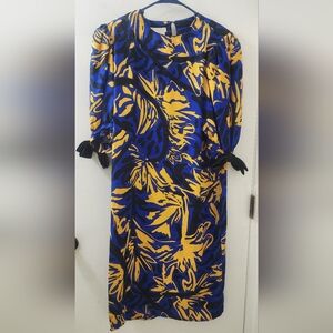 Flora Kung II Bold Blue and Yellow Floral Print Women's Dress, Size 8, Silk.